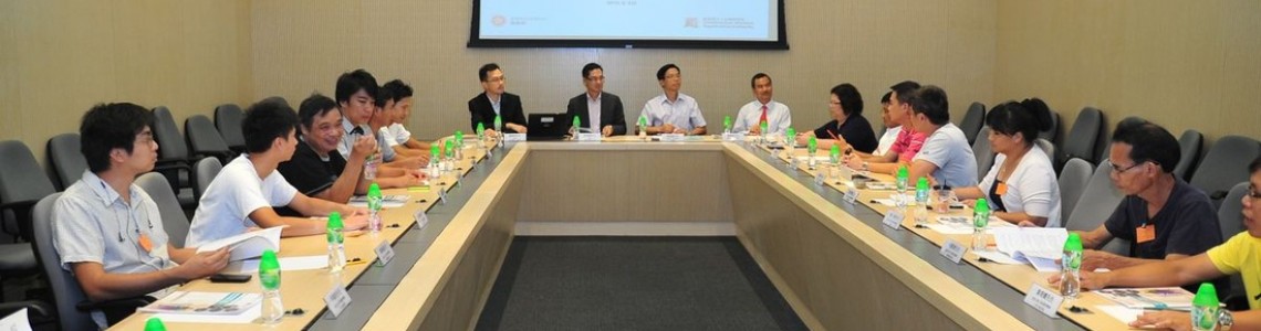 2012-08-24 《建造業工人註冊條例》會議 2012-08-24 《建造業工人註冊條例》會議